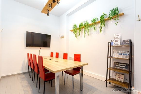 Hotdesks and meeting room in Paris 11, metro Nation